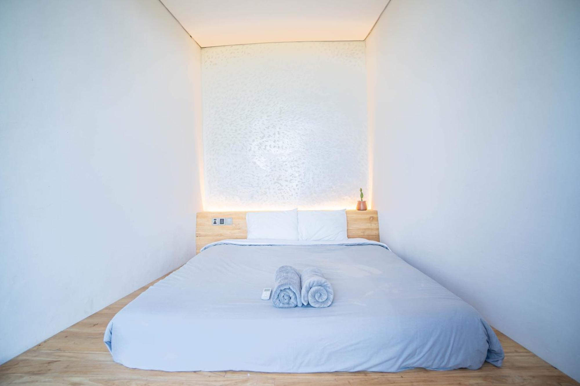 Bong Hostel Nusa Lembongan Экстерьер фото